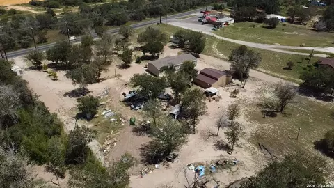 24851 Pleasanton, San Antonio, TX 78264