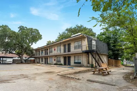 170 De Chantle Rd 706, San Antonio, TX 78201
