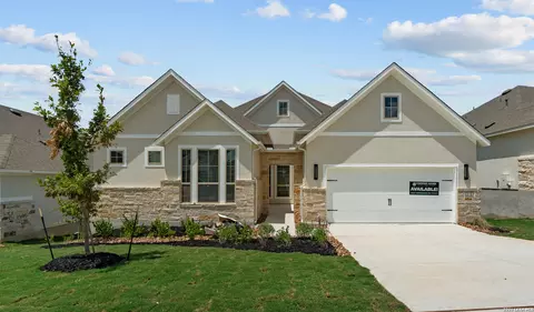 139 Kari Dr, Castroville, TX 78009