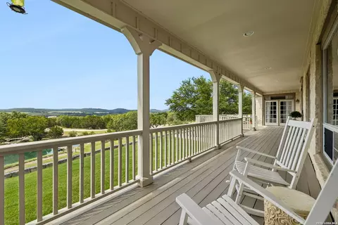 309 Lake Vw, Boerne, TX 78006