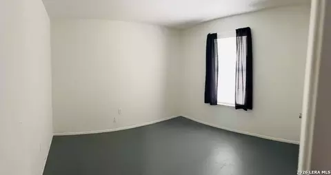 Bedroom - 2811 Siwel St, Eagle Pass, TX 78852 photo 1 of 3