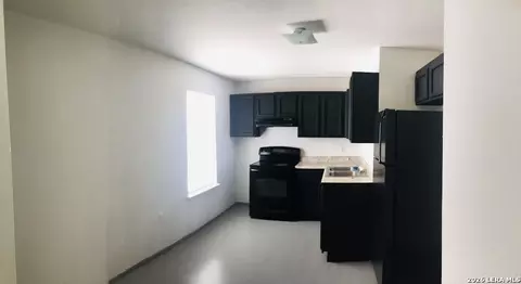 Other - 2811 Siwel St, Eagle Pass, TX 78852 photo 4 of 9