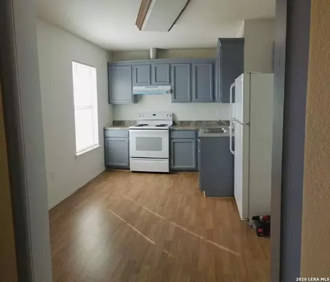 Other - 2811 Siwel St, Eagle Pass, TX 78852 photo 8 of 9