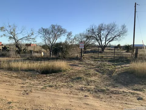 2 Farm To Market Road 1333, Poteet, TX 78065