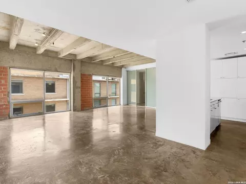 1115 S Alamo St #2407, San Antonio, TX 78210