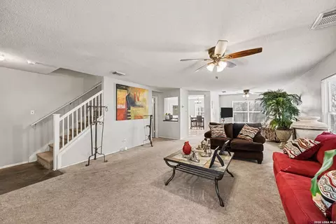 4926 Lakebend East Dr, San Antonio, TX 78244