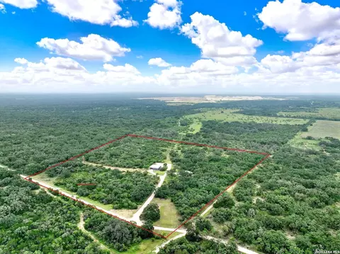 144 Pr 324, D'hanis, TX 78850