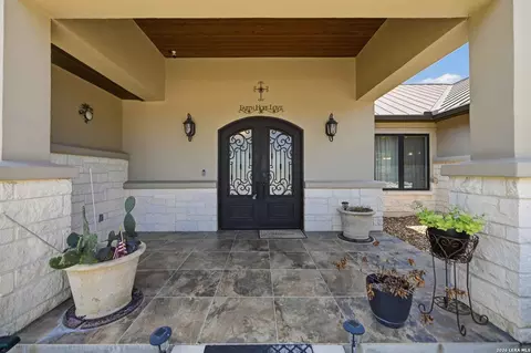 Entry Way - 103 William Tobin, Blanco, TX 78606 photo 1 of 1