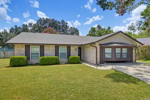 306 Southwick Cir, Seguin, TX 78155