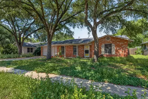 9906 Titan Dr, San Antonio, TX 78217
