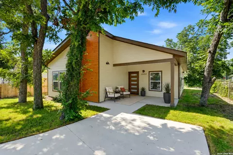 1350 Crystal, San Antonio, TX 78211