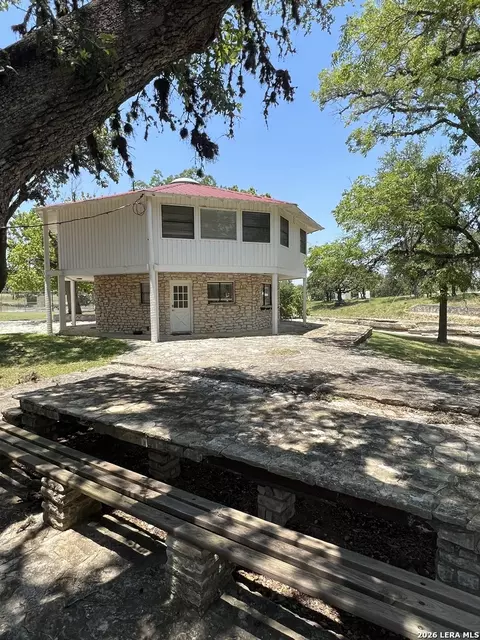151 Falling Oak Dr, Blanco, TX 78606 photo 10