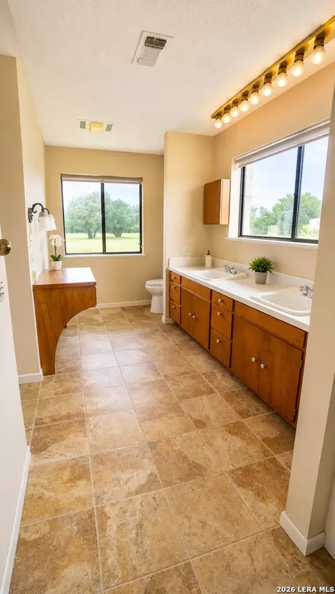 Bath - 2307 Cr 359, Utopia, TX 78884 photo 1 of 1