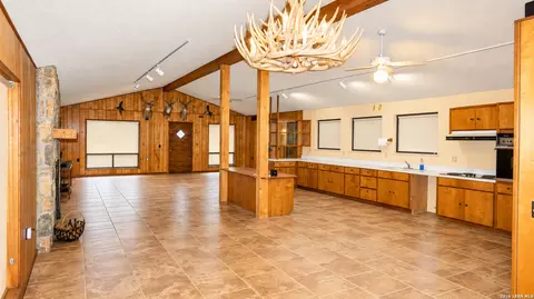 Other - 2307 Cr 359, Utopia, TX 78884 photo 4 of 6