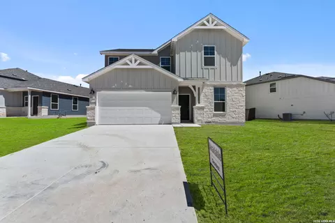 217 Jersey Ln, Boerne, TX 78006