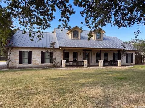 197 Vintage Ranch Cir, La Vernia, TX 78121