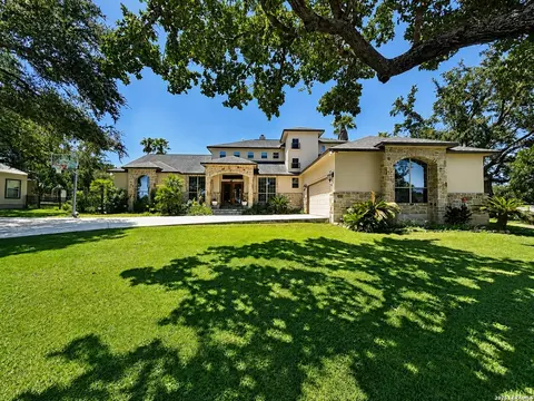 Exterior - 704 Jack Nicklaus, Devine, TX 78016 photo 2 of 15