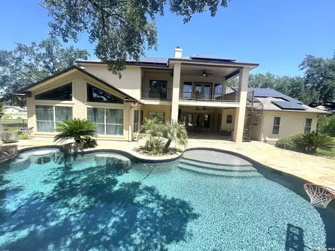 Exterior - 704 Jack Nicklaus, Devine, TX 78016 photo 5 of 15