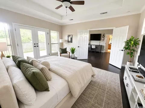 Bedroom - 704 Jack Nicklaus, Devine, TX 78016 photo 1 of 4