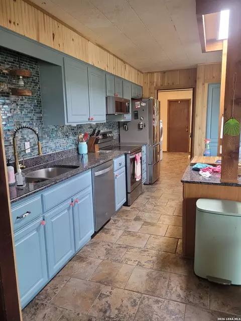 Kitchen - 198 Private Road 7730, Devine, TX 78016 photo 1 of 3