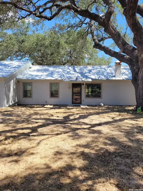 Exterior - 198 Private Road 7730, Devine, TX 78016 photo 2 of 3