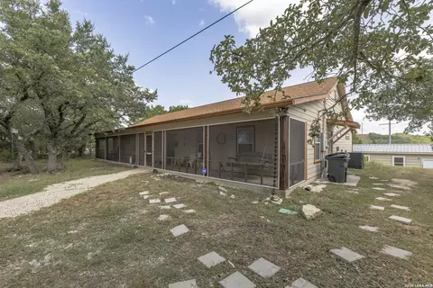 103 E High Bluff Cir, Boerne, TX 78006