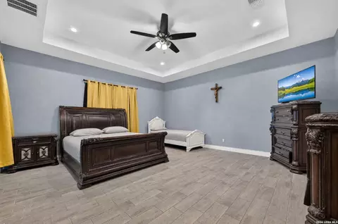 Bedroom - 14315 Quesenberry Rd, Von Ormy, TX 78073 photo 1 of 3