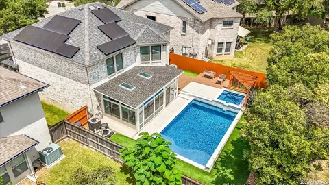 8502 Park Olympia, Universal City, TX 78148