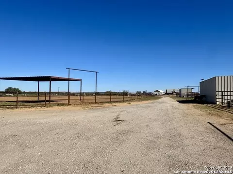 Exterior - 16489 Fm 472, Devine, TX 78016 photo 7 of 7