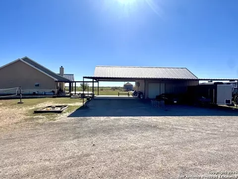 Other - 16489 Fm 472, Devine, TX 78016 photo 3 of 10