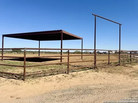 Other - 16489 Fm 472, Devine, TX 78016 photo 6 of 10