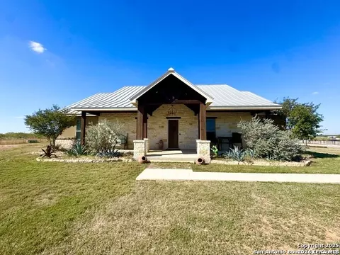 Other - 16489 Fm 472, Devine, TX 78016 photo 1 of 10