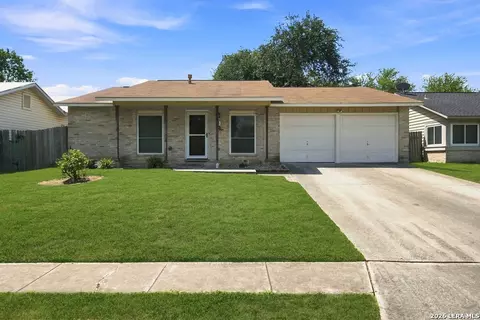 5930 Oak Run St, San Antonio, TX 78247