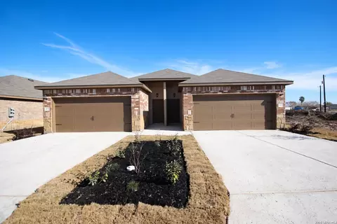 2617 2619 Pahmeyer Rd, New Braunfels, TX 78130