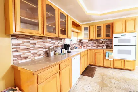 Kitchen - 22608 Crossbow, Von Ormy, TX 78073 photo 3 of 3
