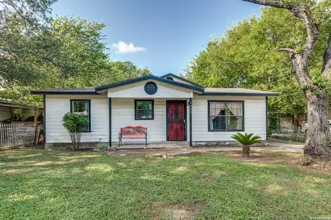 3938 Motes Dr, San Antonio, TX 78237
