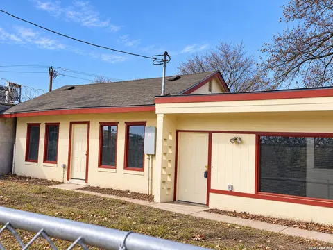 1211 Gladstone, San Antonio, TX 78225