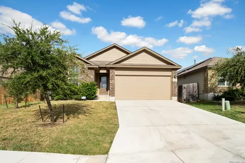 6437 N Hoffman Pln, San Antonio, TX 78252