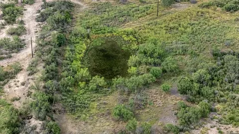 View/Area - 1051 Whitney Rd, Eagle Pass, TX 78852 photo 4 of 12