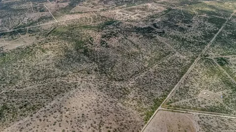 View/Area - 1051 Whitney Rd, Eagle Pass, TX 78852 photo 12 of 12