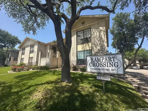 165 W Rampart Dr #805, San Antonio, TX 78216