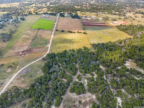 22 Cravey # C, Boerne, TX 78006