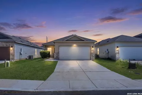 450 Pleasanton Spg, San Antonio, TX 78221