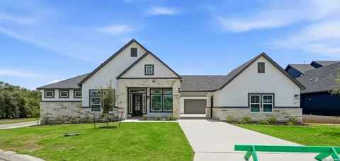 113 Raven Rd, Castroville, TX 78009