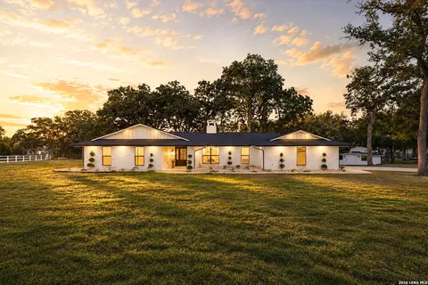 28262 Windwood Dr E, Boerne, TX 78006
