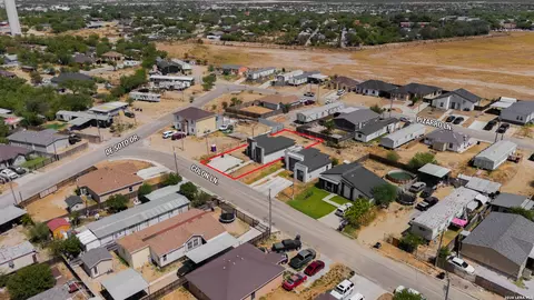 View/Area - 1022 Colon Ln, Eagle Pass, TX 78852 photo 5 of 7