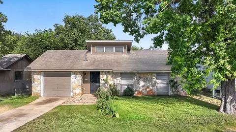 5411 Encanta St, San Antonio, TX 78233