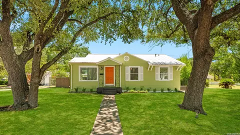 410 N Meadowlane Dr, San Antonio, TX 78209