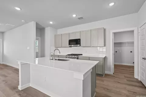 Other - 5515 Franklin Hls, Von Ormy, TX 78073 photo 1 of 10