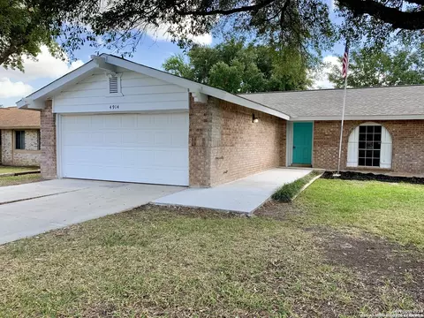 4914 Tiffany Ln, Schertz, TX 78108